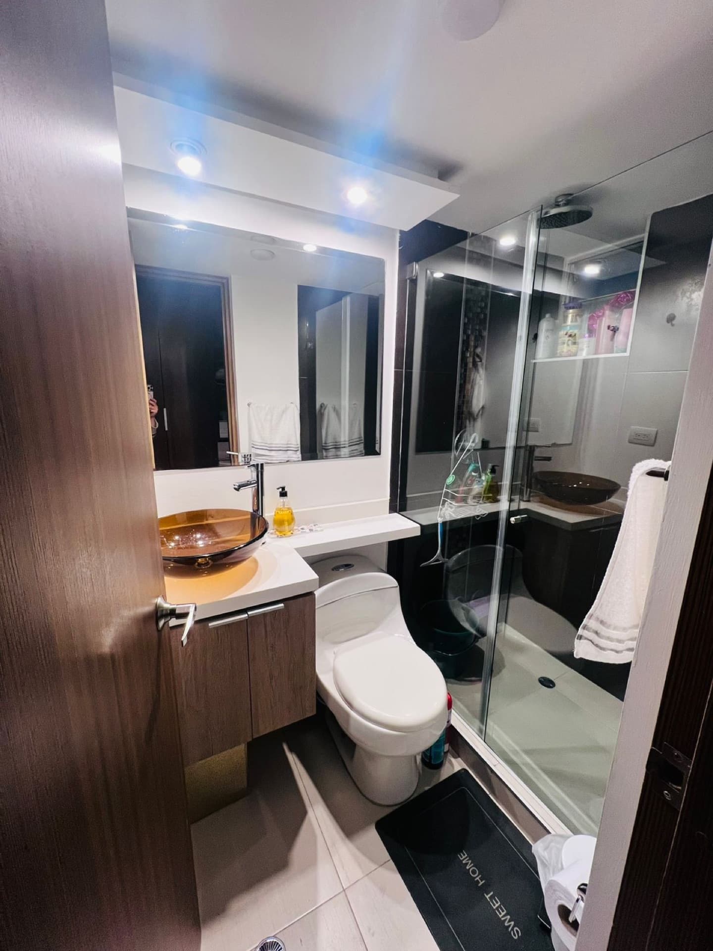 Apartamento en Conjunto Eskala piso 2, cerca UPTC y Av. Sexta — 83 m² — Foto 2